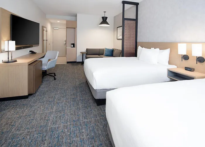 Hyatt Place Bakersfield